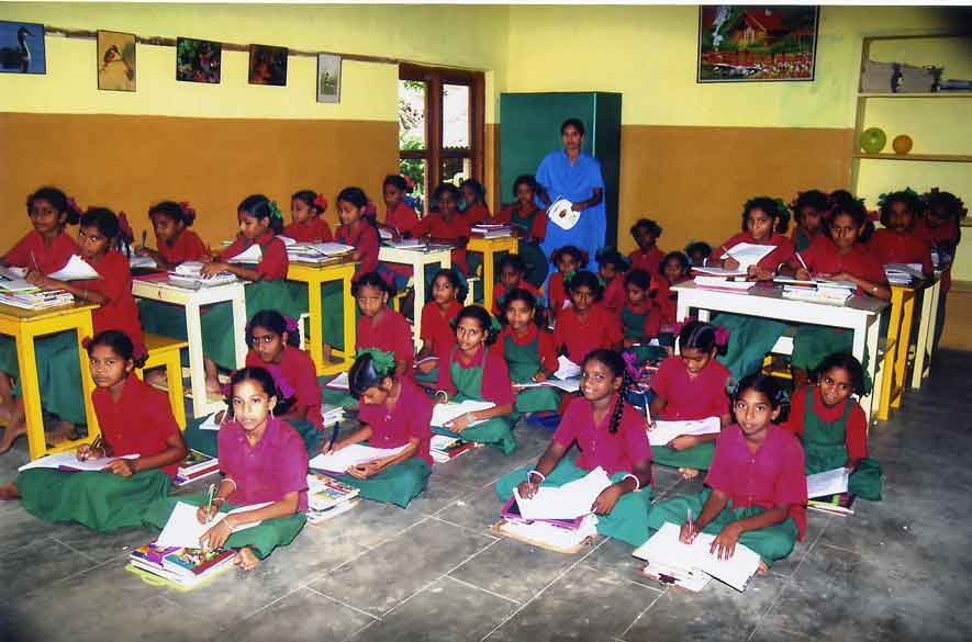 Class 5 with Ventata Darga Photo of Class 5