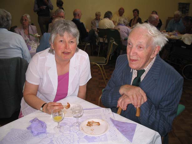 Photo of Ernie Perfitt with Daughter-in-Law Hilary (May 2006)
